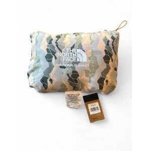The North Face Wawona Blanket NEW 72”x56”  Laurel Wreath Green Kilim Geo